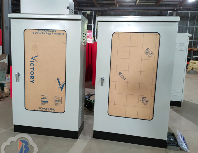 Ưu điểm của vỏ tủ điện ngoài trời 2 lớp cánh chống nước