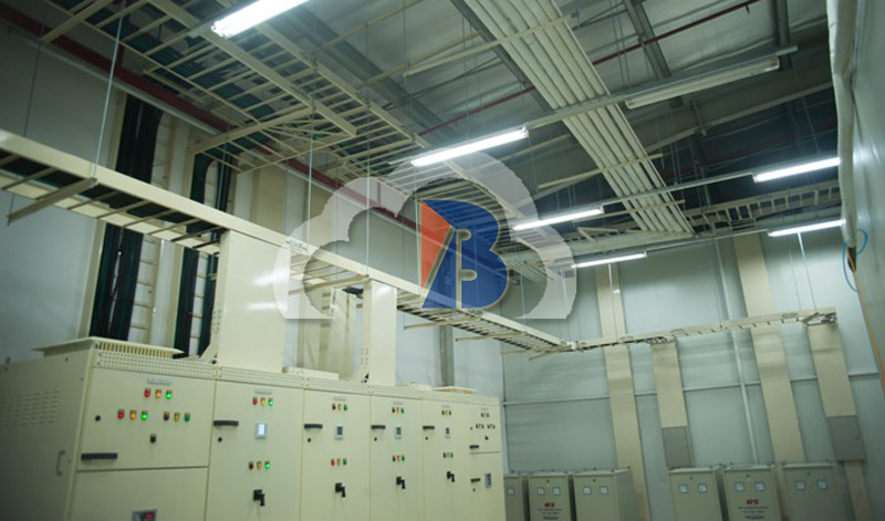 Nên dùng máng cáp loại nào cho nhà xưởng?