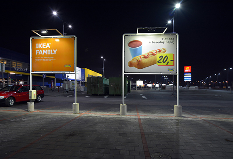 Bảng giá đèn chiếu biển quảng cáo ngoài trời tiết kiệm điện