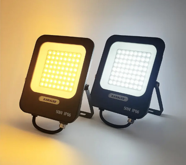 Đèn pha LED màu vàng ánh sáng ấm áp cho nhà hàng - quán café